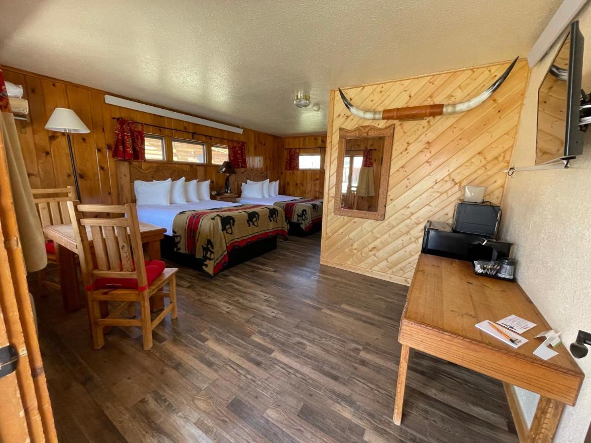 The Longhorn Ranch Resort Lodge & Rv Park Dubois Bagian luar foto